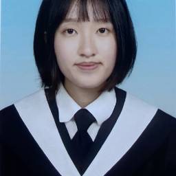 余采芳 講師